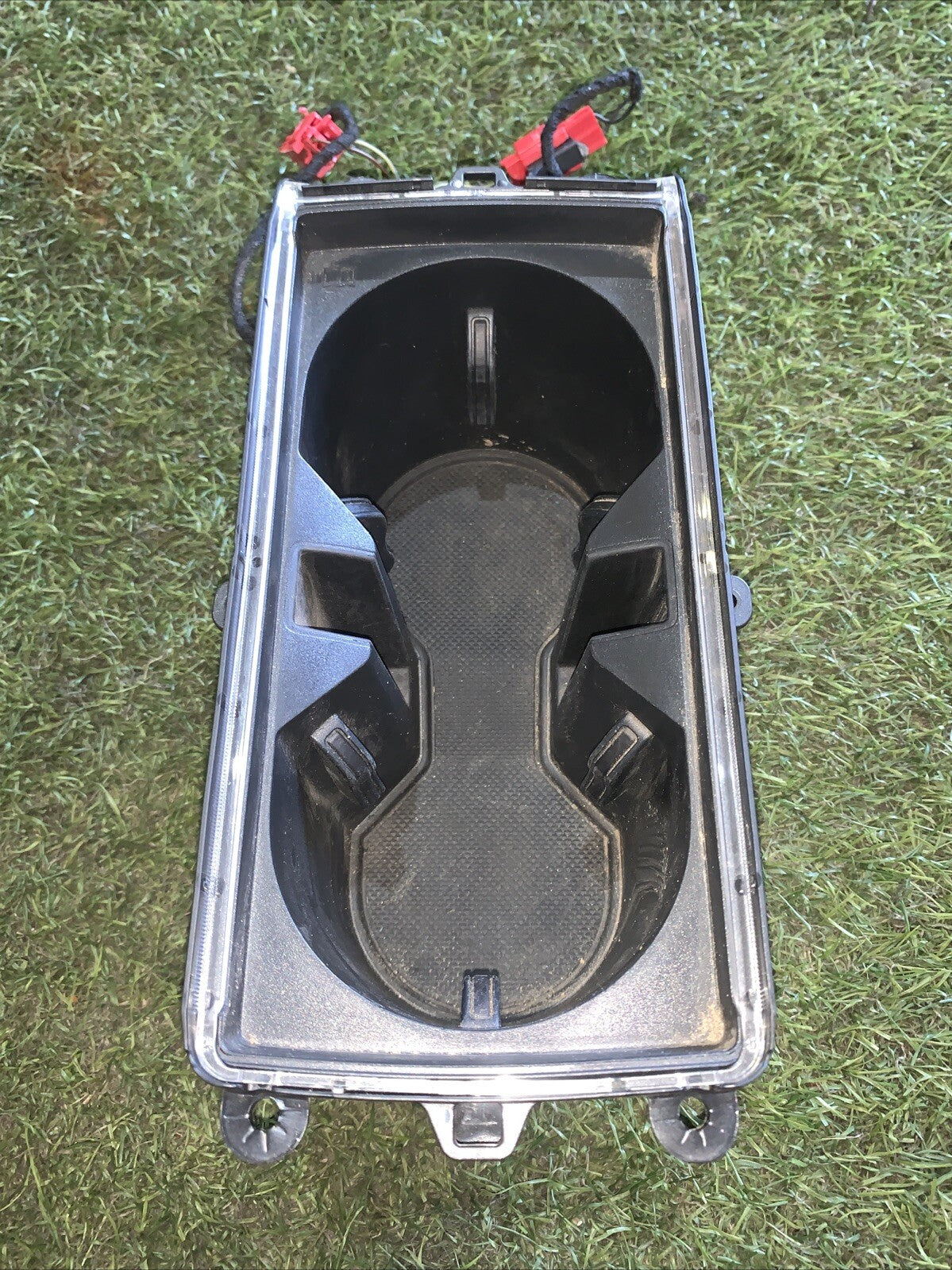 Portabevande originale Audi Q3 con illuminazione 83A862533