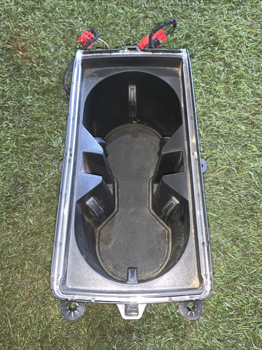 Portabevande originale Audi Q3 con illuminazione 83A862533