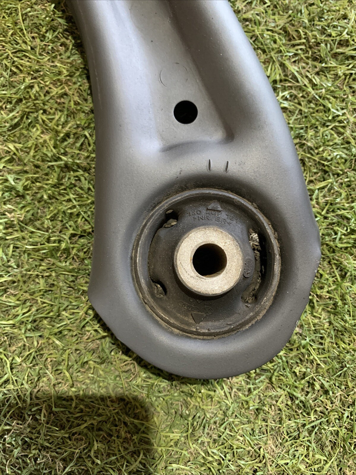 Braccio Oscillante Anteriore Sinistro Volkswagen Up 1S0407151