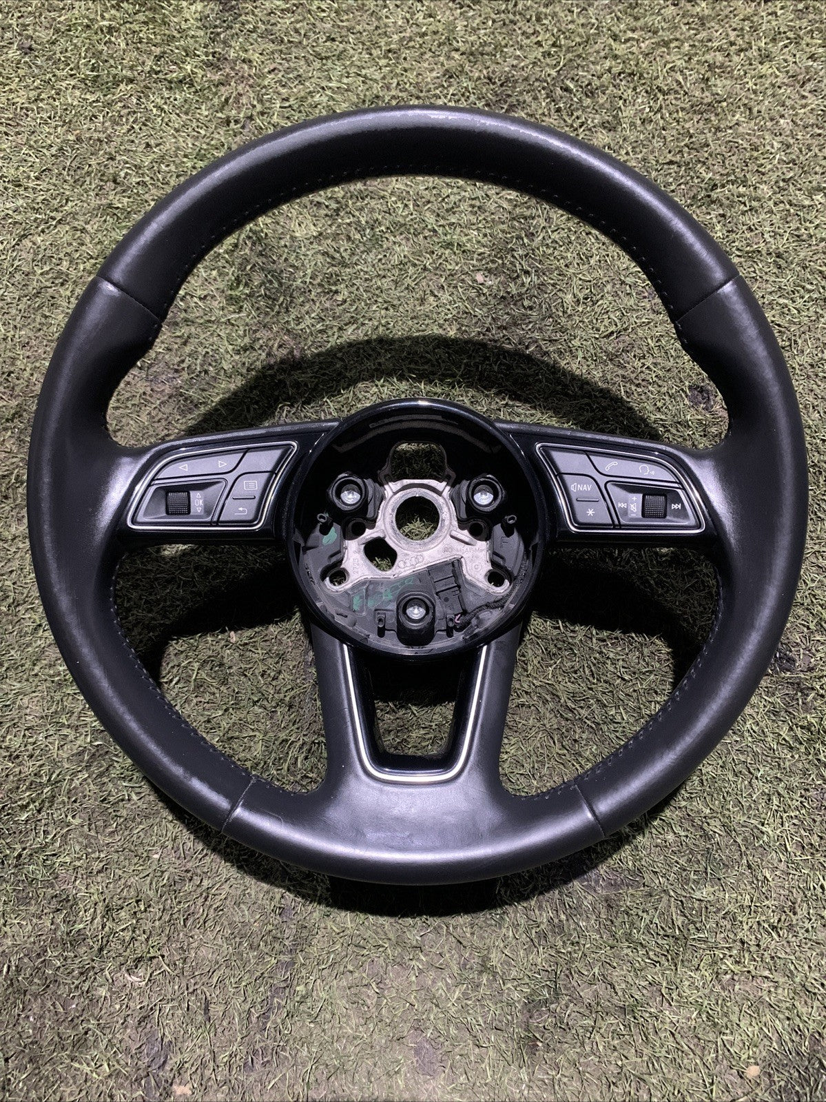 VOLANTE AUDI A3 Serie (8V1) 8V0419091CG (12 18) (4)