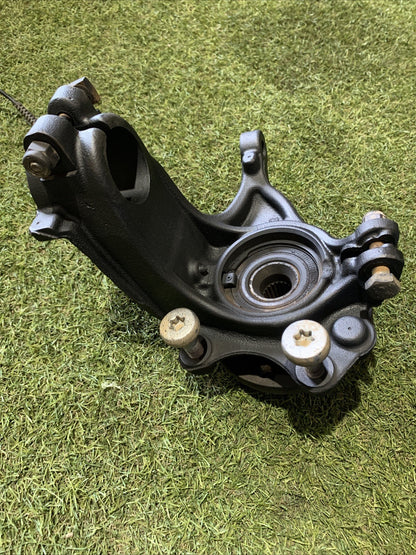 1607557580 MOZZO MONTANTE FUSELLO ANTERIORE DESTRO DX PEUGEOT 208 2017 1.2 B