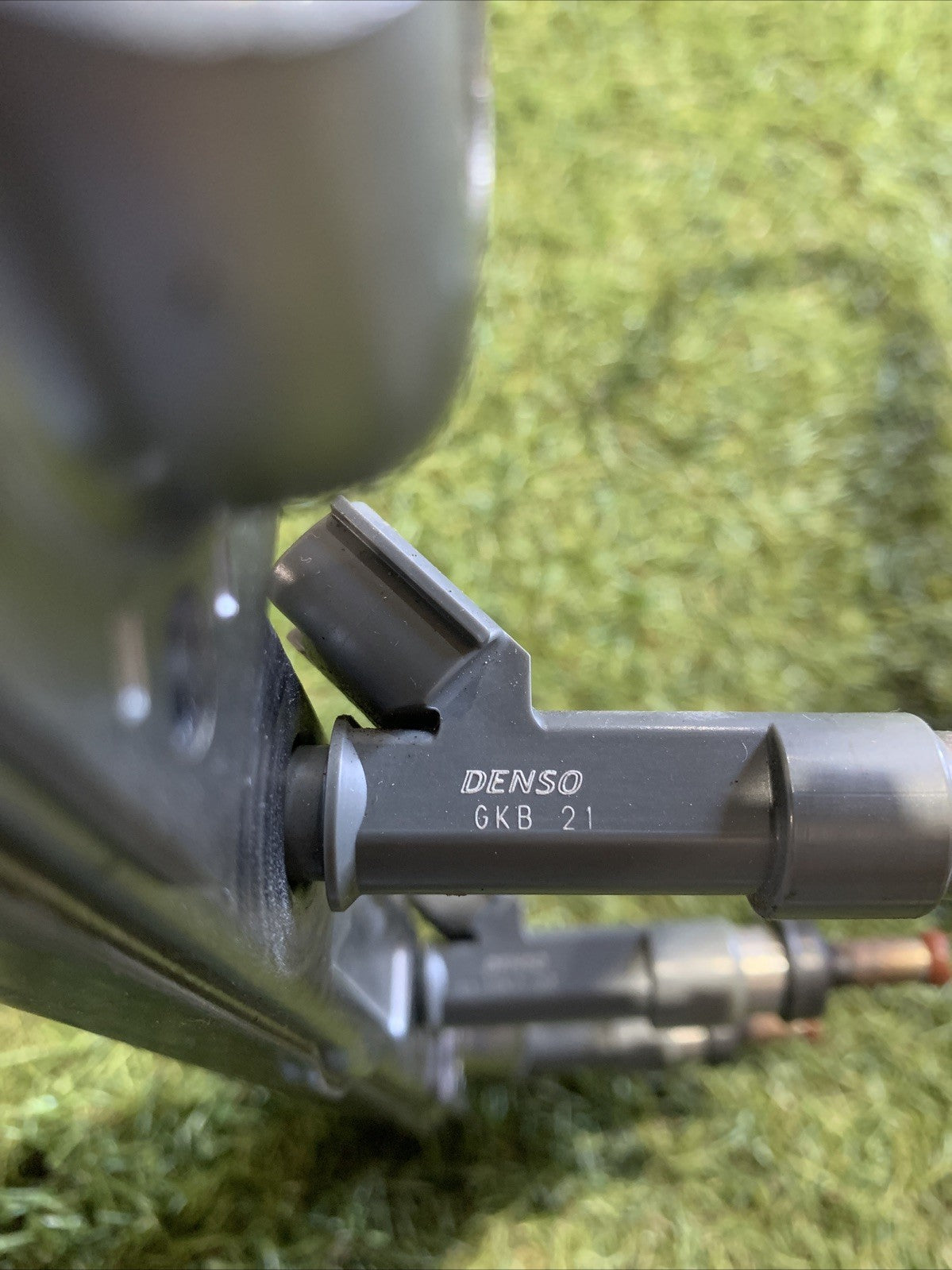 Flauto Iniettori Toyota C-HR 2016-2023 1.8 Hybrid 2ZR-FXE