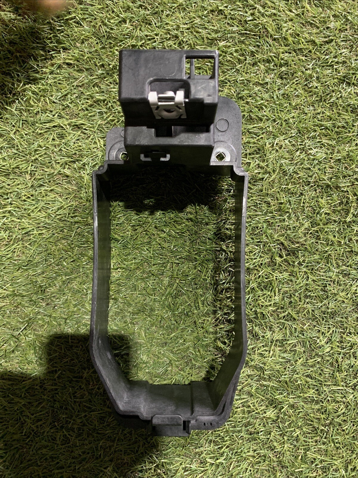 5H0863233B STAFFA RIVESTIMENTO LEVA CAMBIO TUNNEL CENTRALE VOLKSWAGEN GOLF 8