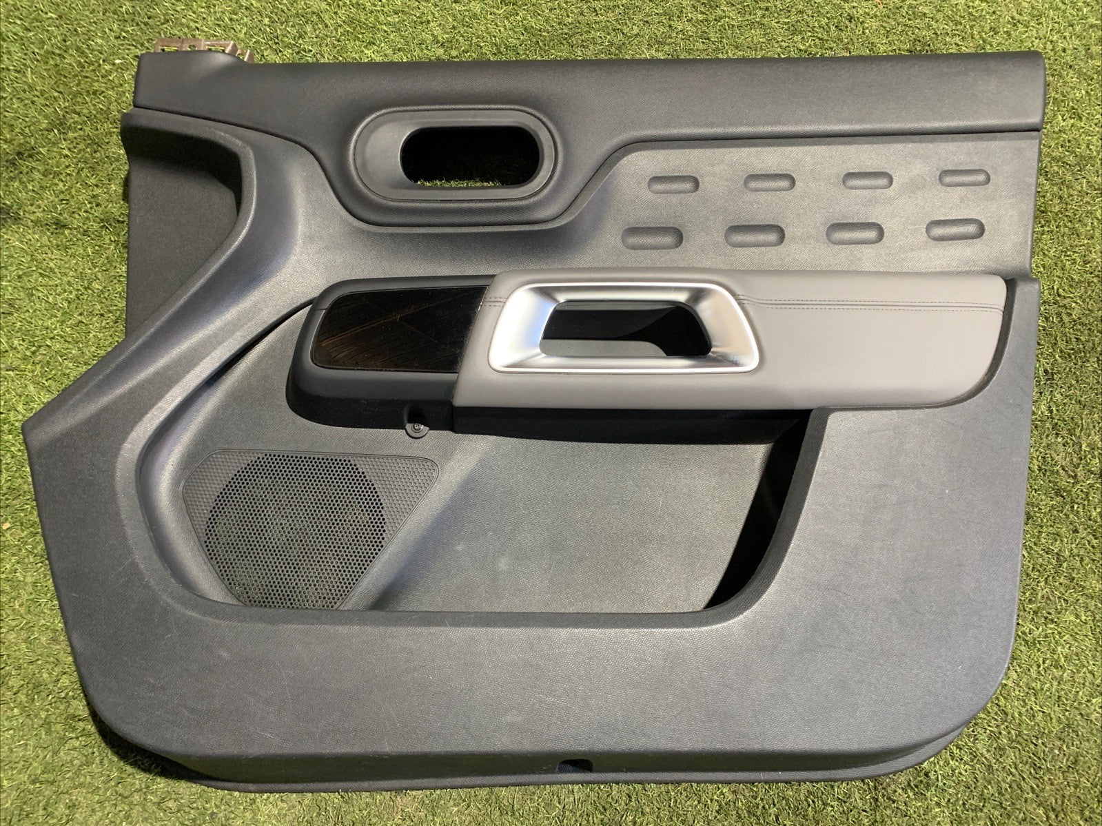 Pannello Anteriore Destro Citroen C5 Aircross Anno 2022 Cod 98201316YC Originale