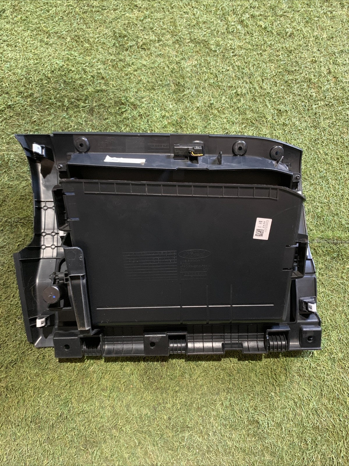 CASSETTO PORTA OGGETTI PER FORD Kuga Serie (DFK) LV4B-S06040-A (19>)