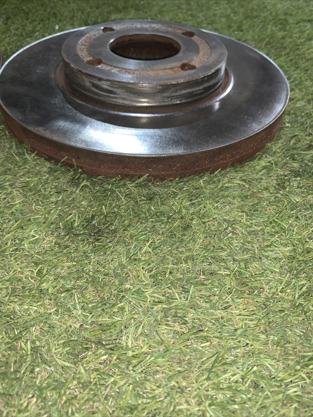 Dischi E Pasticche Posteriori Ford Fiesta 2019 1.0 Benzina Originali 