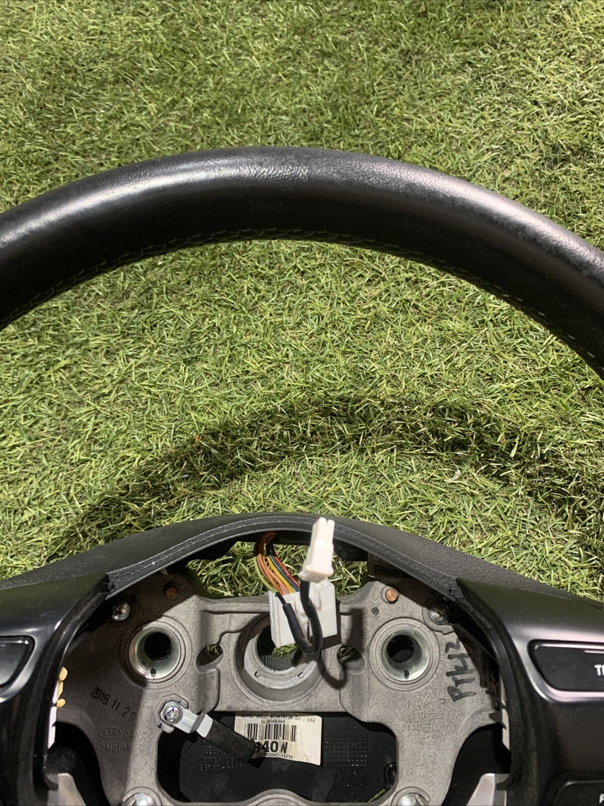 Sterzo Volante Kia Stonic 56100H8340 !!!ATTENZIONE!!! Guardare Bene Le Foto