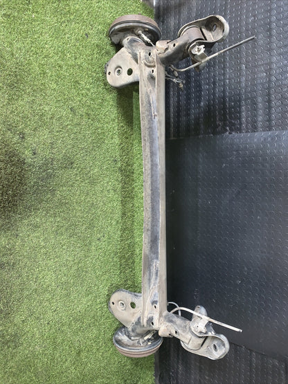 1554595 PONTE ASSALE POSTERIORE FORD FIESTA 1.4 DIESEL 2011