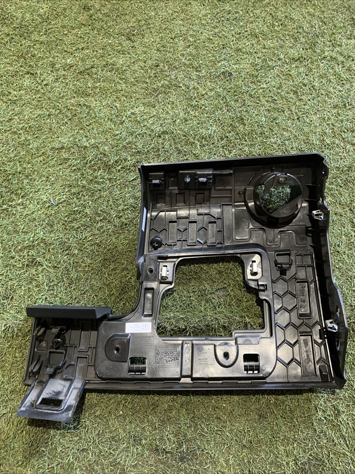 Modanatura Rivestimento Lato Guida Volkswagen T - Roc ( 2018 ) 2GA858365 (2)