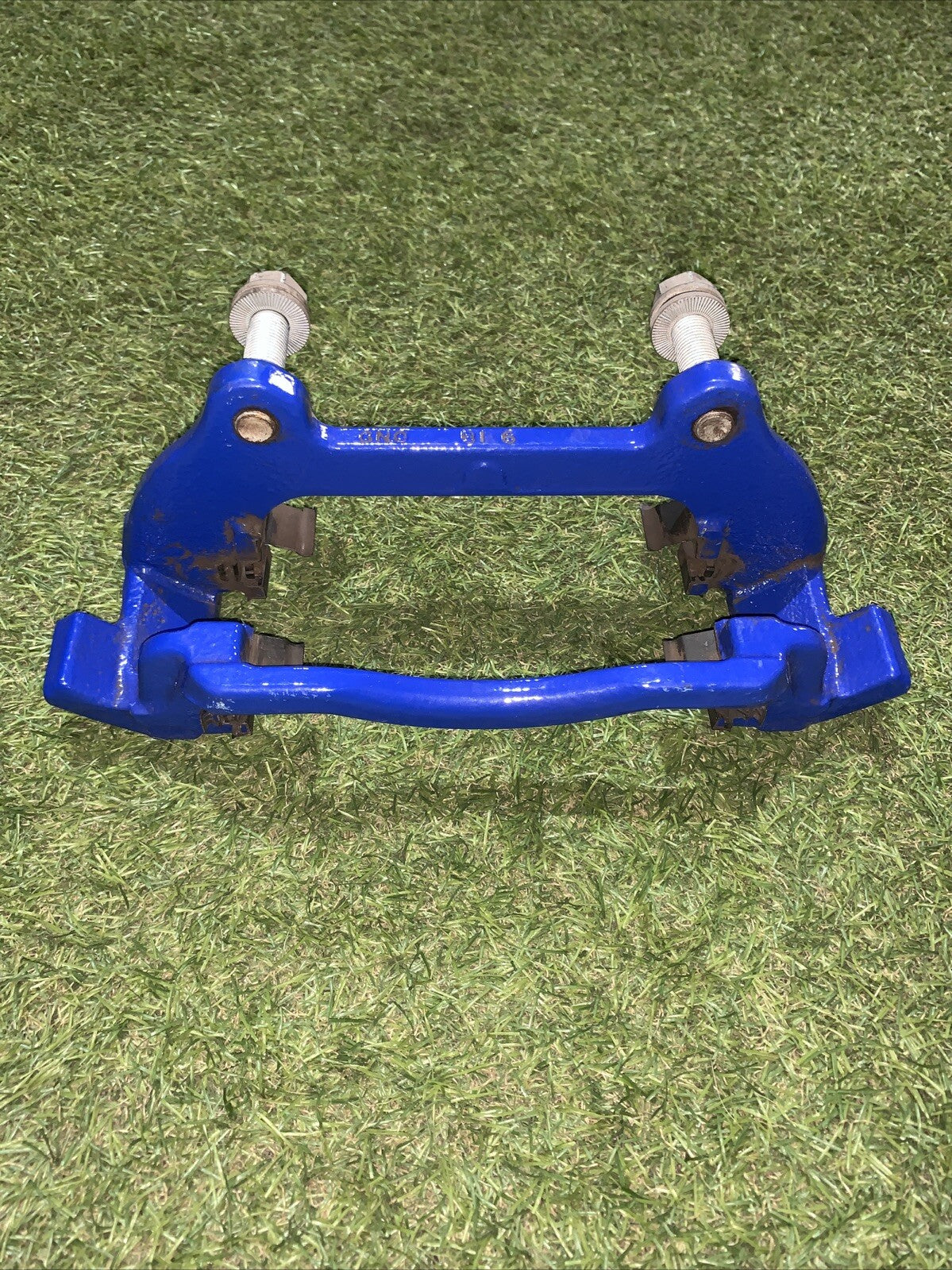 Porta Pinza Freno Anteriore Sinistra Volkswagen Golf 8R 2.0 Benzina 