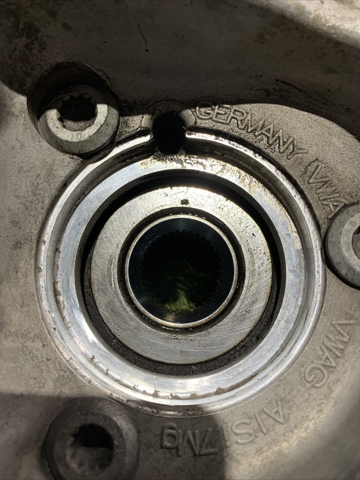 Mozzo Montante Fusello Posteriore Sinistro Volkswagen Golf 8R 2.0 Benzina