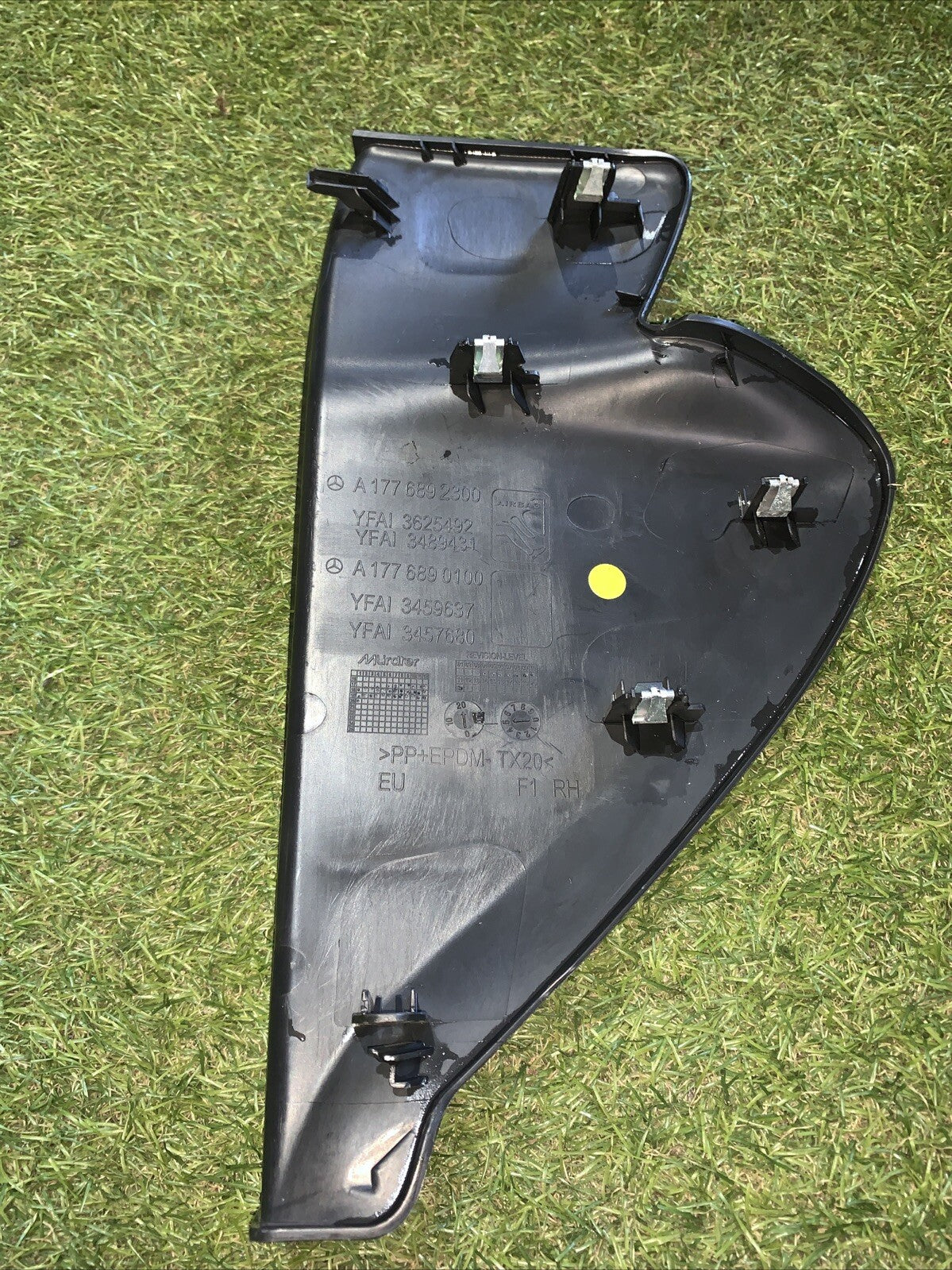 Modanatura Rivestimento Cruscotto Laterale Destra Mercedes Classe A W177