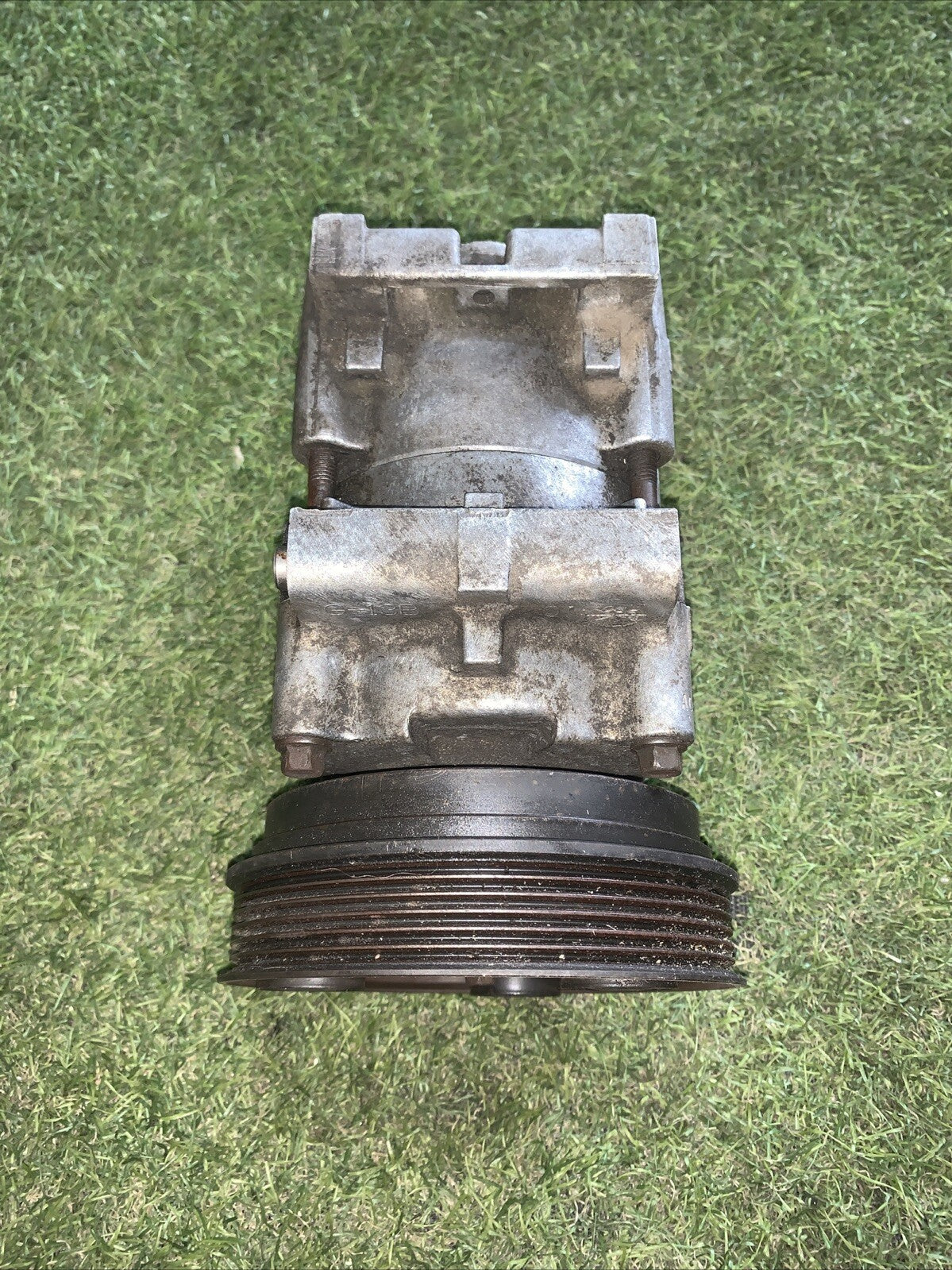 96FW-19D629-BC COMPRESSORE ARIA CONDIZIONATA FORD FIESTA 1.2 BENZINA 1999