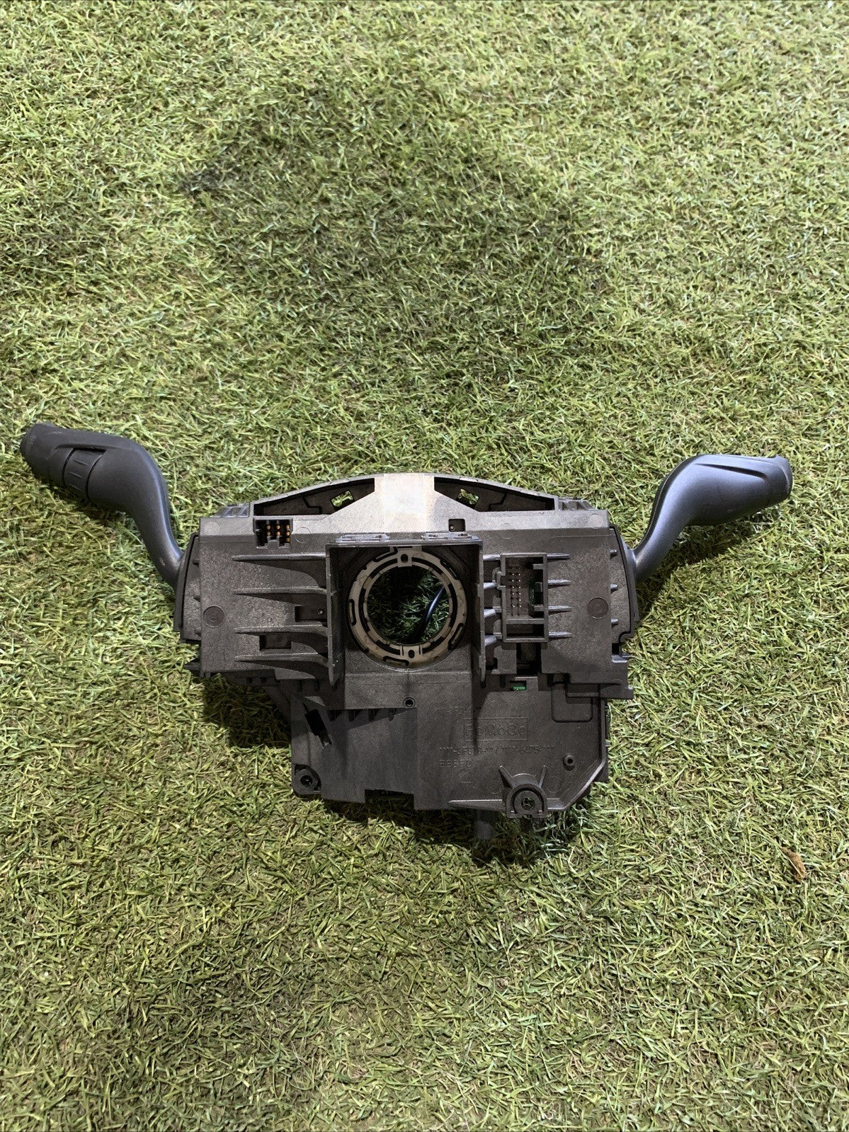 Devioluci + Contatto Spiralato Ford Kuga II Cod:GV6T-13N064-EB (2012-2019)