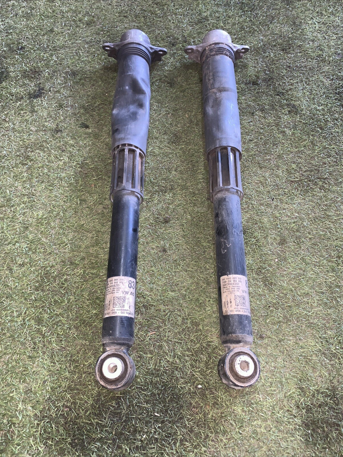 COPPIA AMMORTIZZATORI POSTERIORI VOLKSWAGEN Golf 7 Berlina 5Q0512013HG 1.6