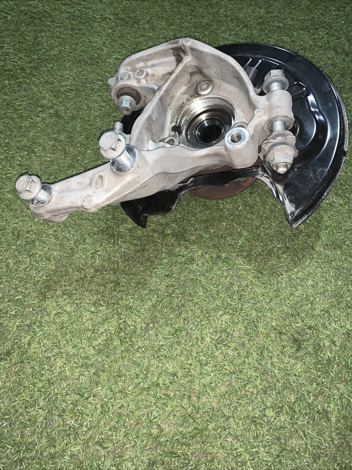 Mozzo Montante Fusello Posteriore Sinistro Volkswagen Golf 8R 2.0 Benzina