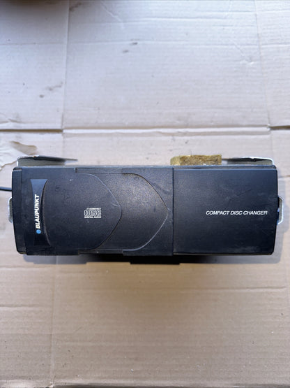 CD-CHANGER BLAUPUNKT CDC-A08 Alfa 467501720 / 7607700018 Lancia, Fiat 815 