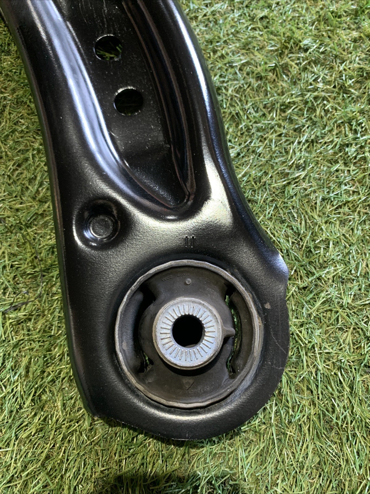 BRACCIO OSCILLANTE ANTERIORE SINISTRO VOLKSWAGEN T-ROC 5Q0407151R