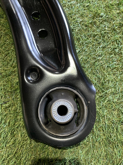 BRACCIO OSCILLANTE ANTERIORE SINISTRO VOLKSWAGEN T-ROC 5Q0407151R