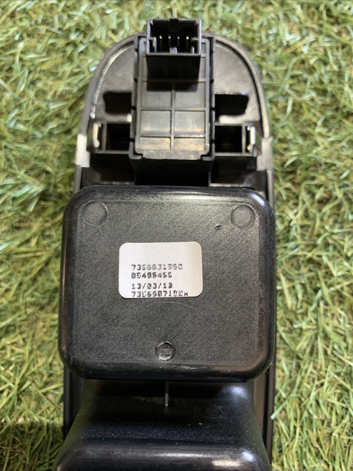 PULSANTIERA ANTERIORE DESTRA PER FIAT 500 L 2018 7356631960