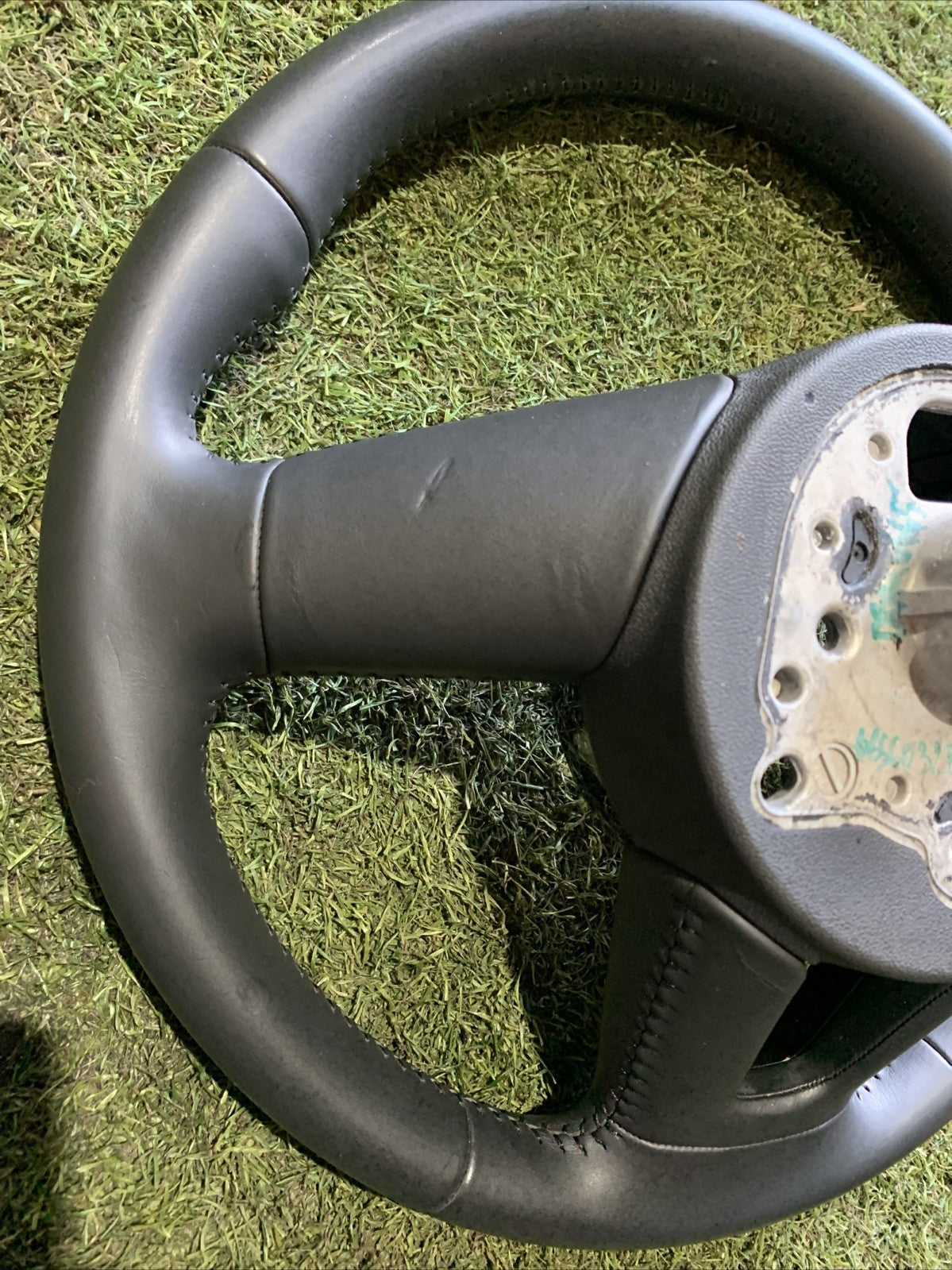 VOLANTE AUDI Q2 2016 8V0419091CG (2)