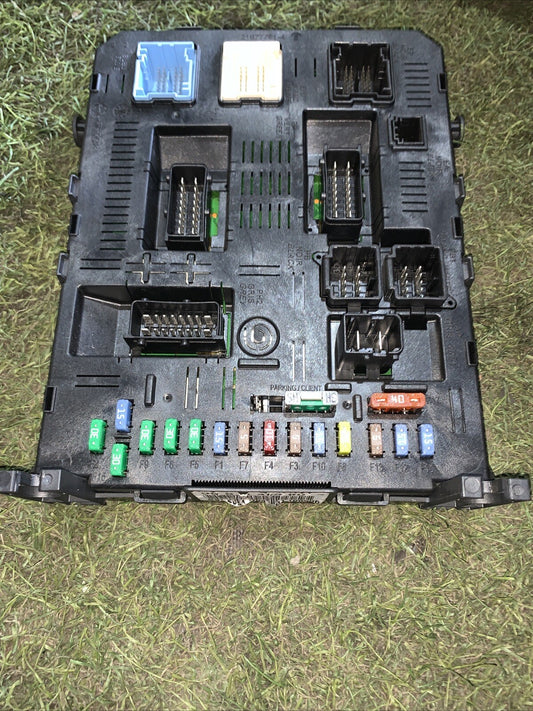 9661940380 CENTRALINA SCATOLA FUSIBILI RELÈ CITROEN C5 2.0