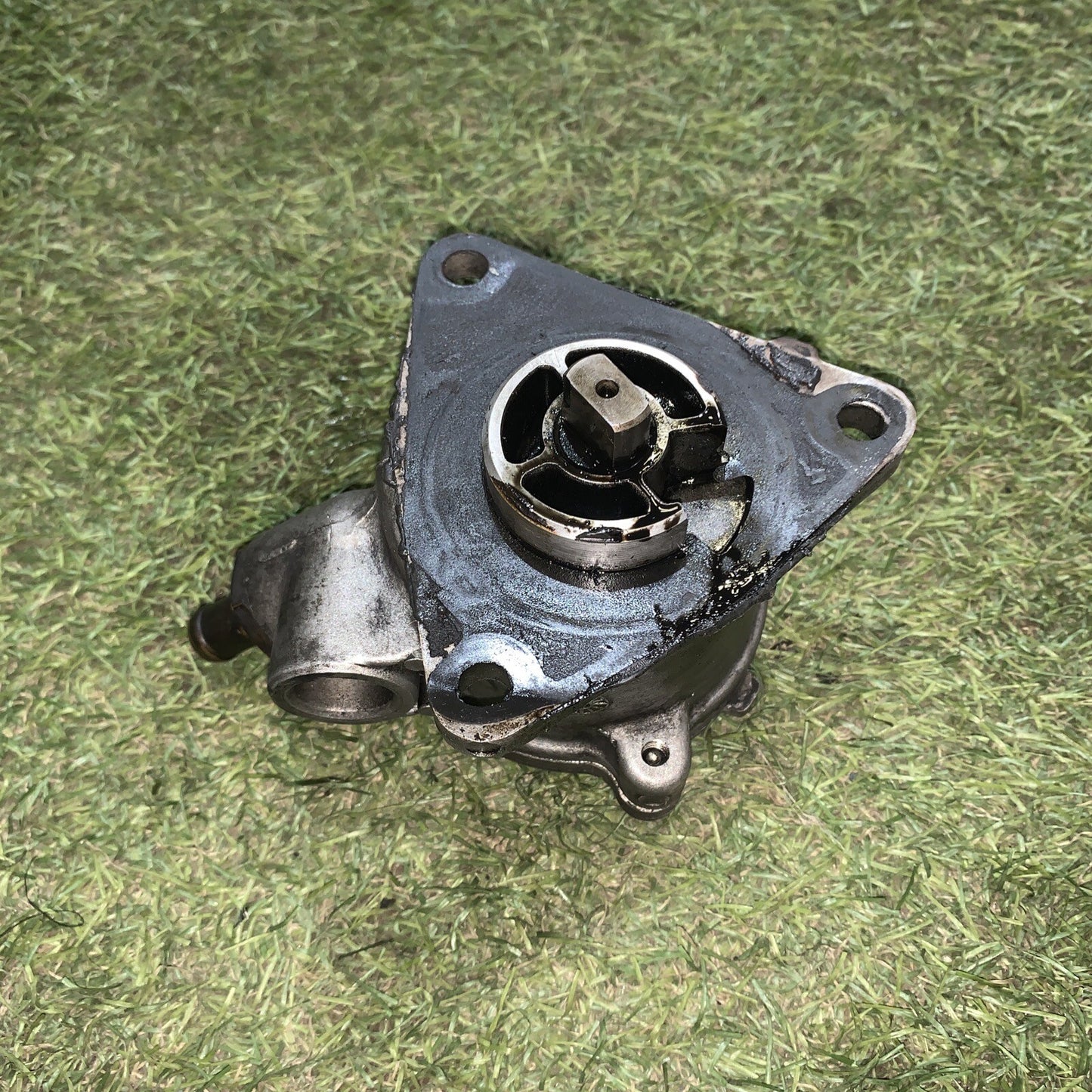 POMPA DEPRESSORE FRENI FIAT STILO / DOBLO' / STRADA 1.9 JTD 46771105