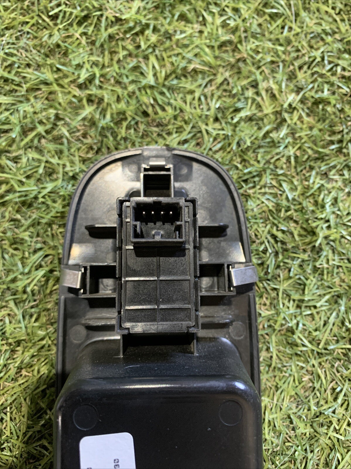 PULSANTIERA ANTERIORE DESTRA PER FIAT 500 L Serie (351_352) 735521260 (12>)