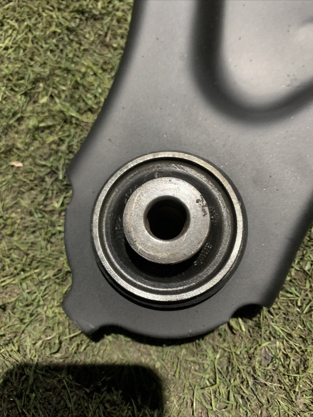 BRACCIO OSCILLANTE ANTERIORE DESTRO RENAULT TWINGO 2019 545048628R