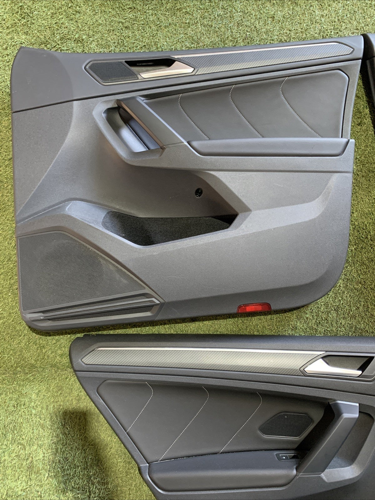 Tappezzeria Volkswagen Tiguan 2023 R Line