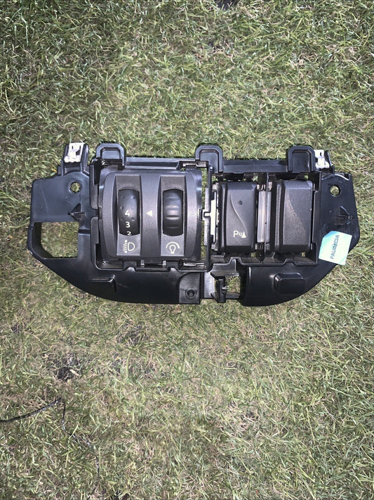 Pulsantiera Regolazione Fari Renault Clio 2015 1302734X