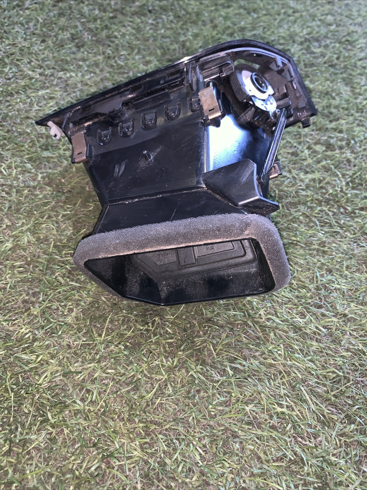 83B8209016PS BOCCHETTA AERAZIONE CRUSCOTTO LATO SINISTRO AUDI Q3 2021