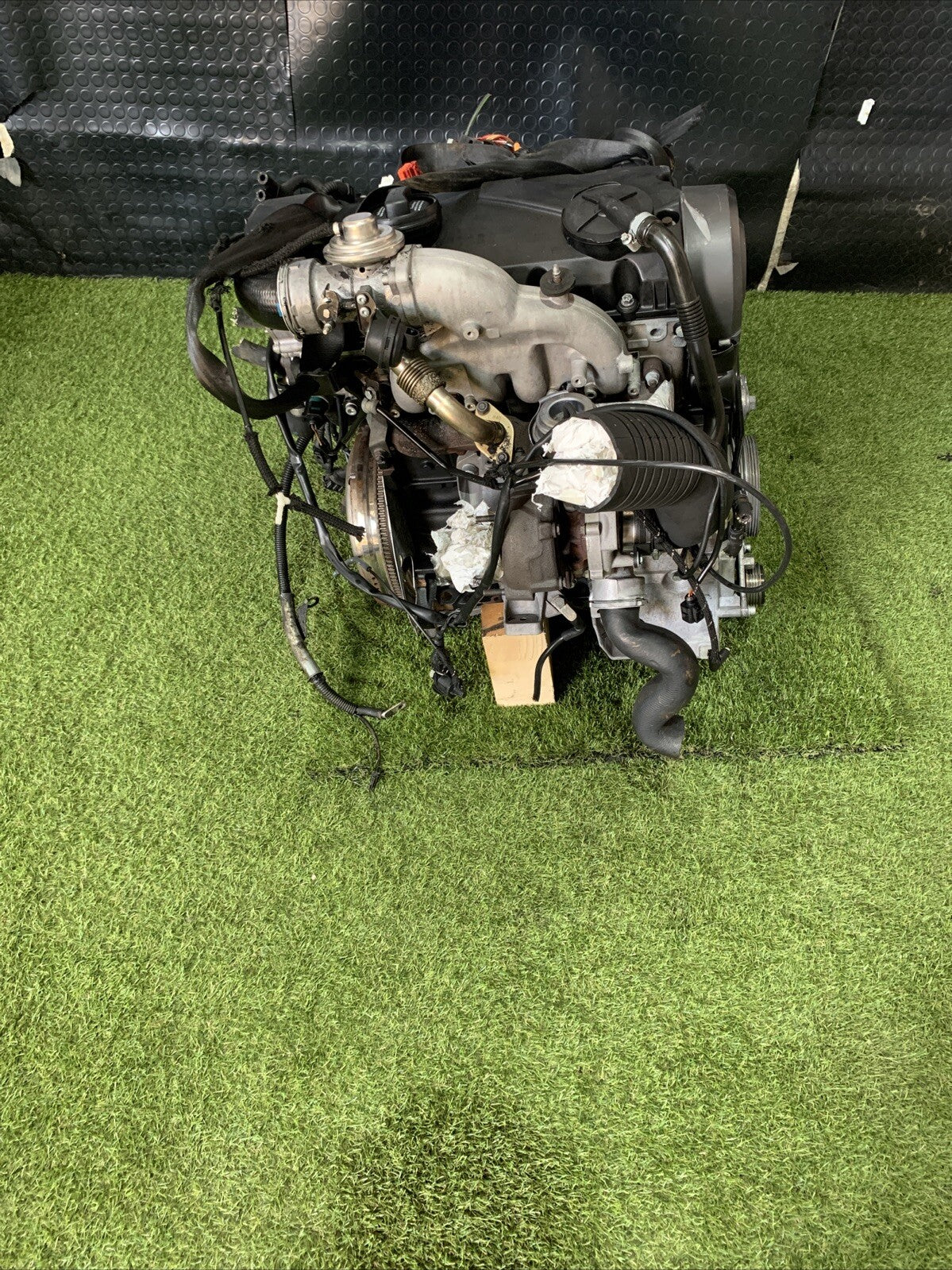 Motore Completo Volkswagen Passat 2004 1.9 Diesel AWX