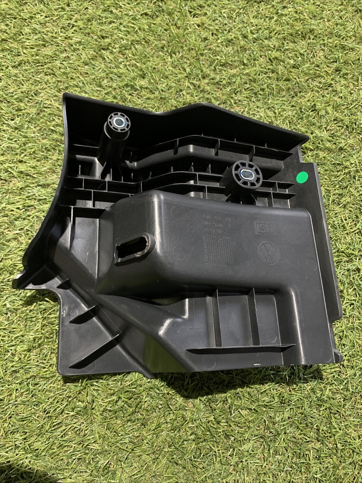 2GM858831 Staffa Di Supporto Ripiano Portaoggetti Lato Sx Per Volkswagen T-Cross