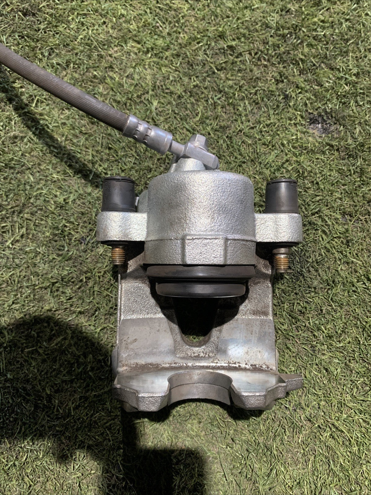 PINZA FRENO ANTERIORE SINISTRA VOLKSWAGEN T-CROSS 1.0 BENZINA 2Q0615105A 2019