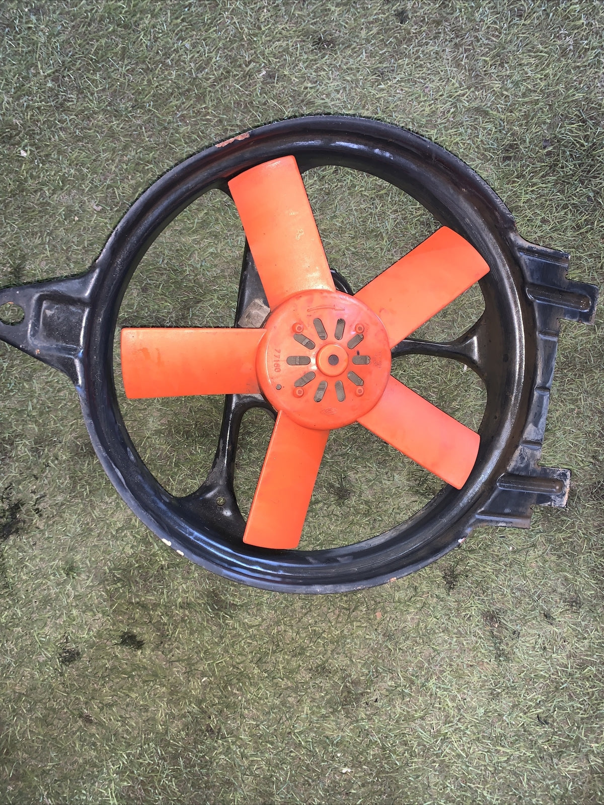 Originale Ford Fiesta III Gfj Ventola Del Radiatore Ventola Elettrica 89FB8146AE