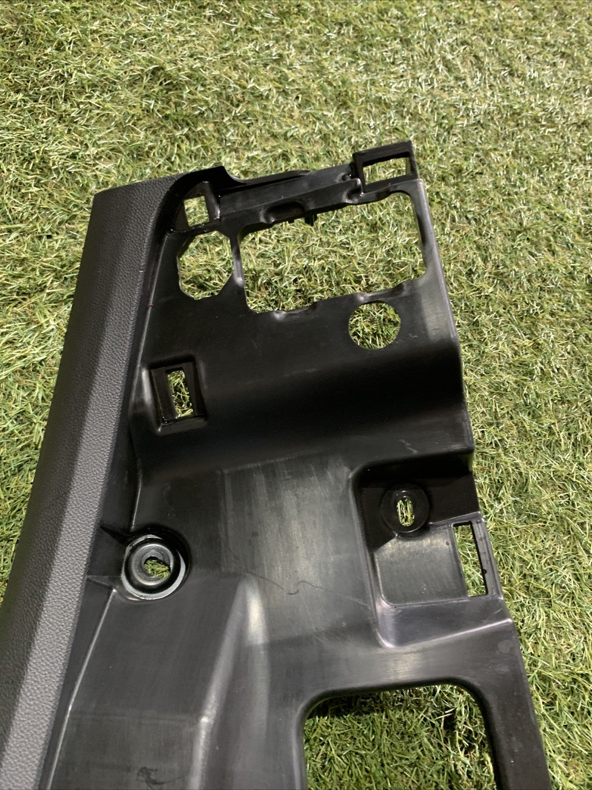 SUPPORTO SCHIENALE POST DX ALFA ROMEO STELVIO COD 156135891