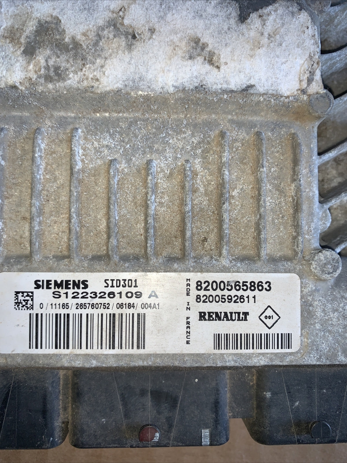 Centralina Motore ECU RENAULT MEGANE SCENIC 8200565863 SIEMENS S122326108A