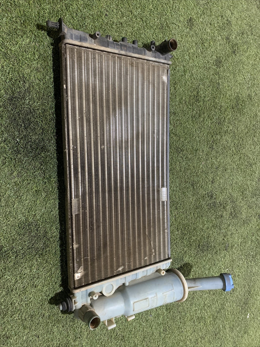 Radiatore acqua fiat punto 188  1.2 benzina