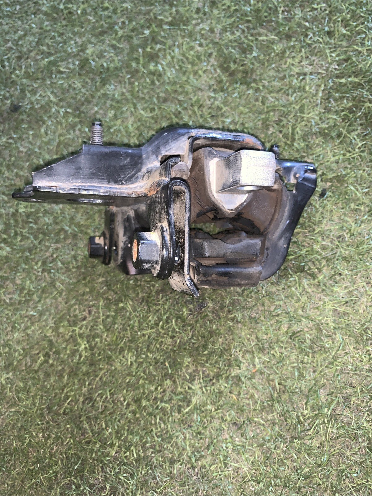 6R0199555 SUPPORTO MOTORE VW POLO (6R,6C)(2009-2017)  1.6 TDI