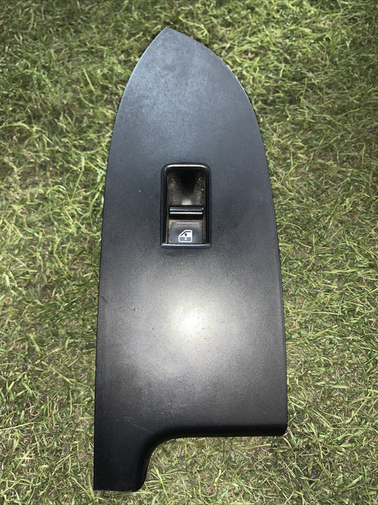 156094784 COMANDO INTERRUTTORE ALZA-VETRO PORTA ANTERIORE DESTRA GIULIETTA