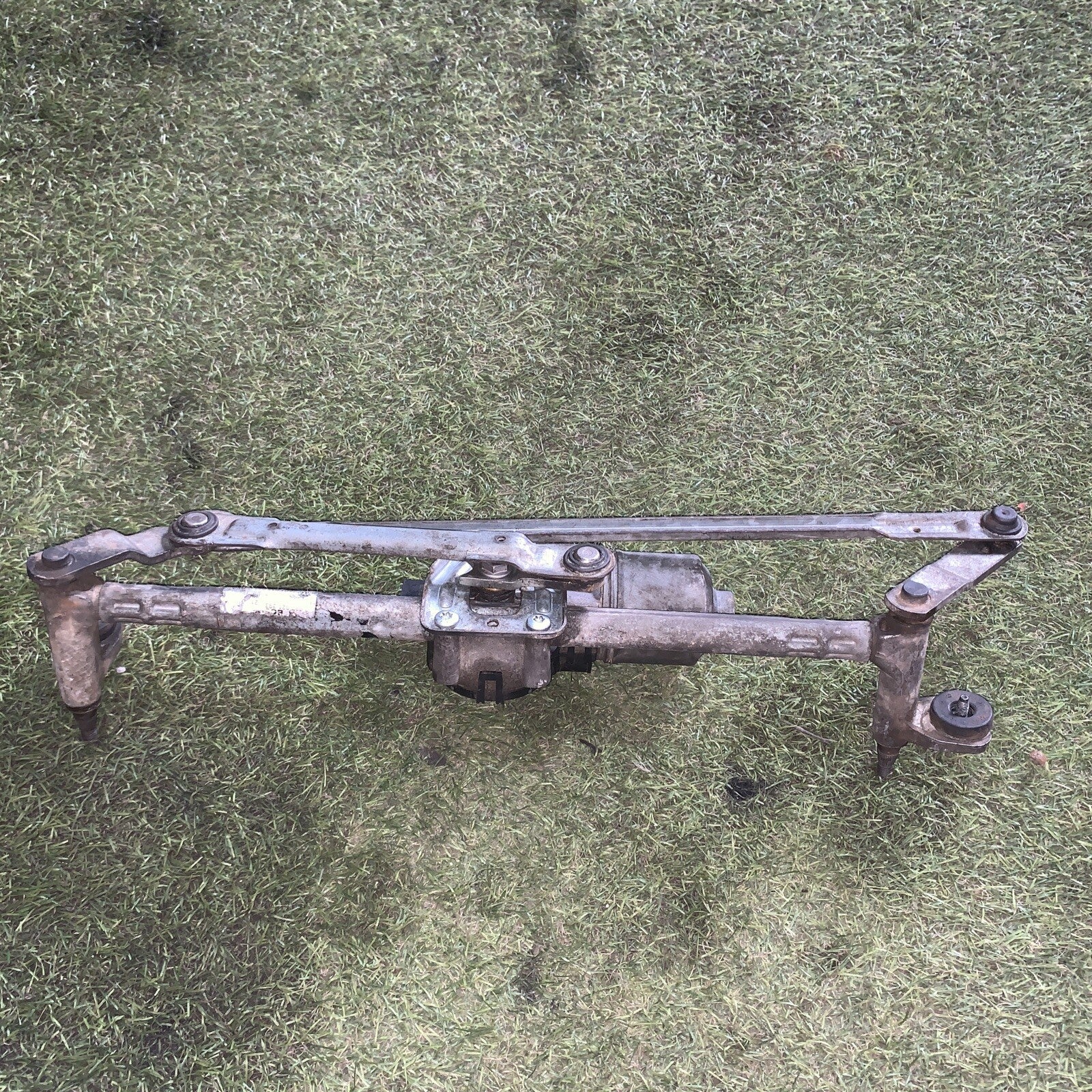 MOTORINO TERGICRISTALLO ANTERIORE VOLKSWAGEN Polo 5° Serie 6R1955023C