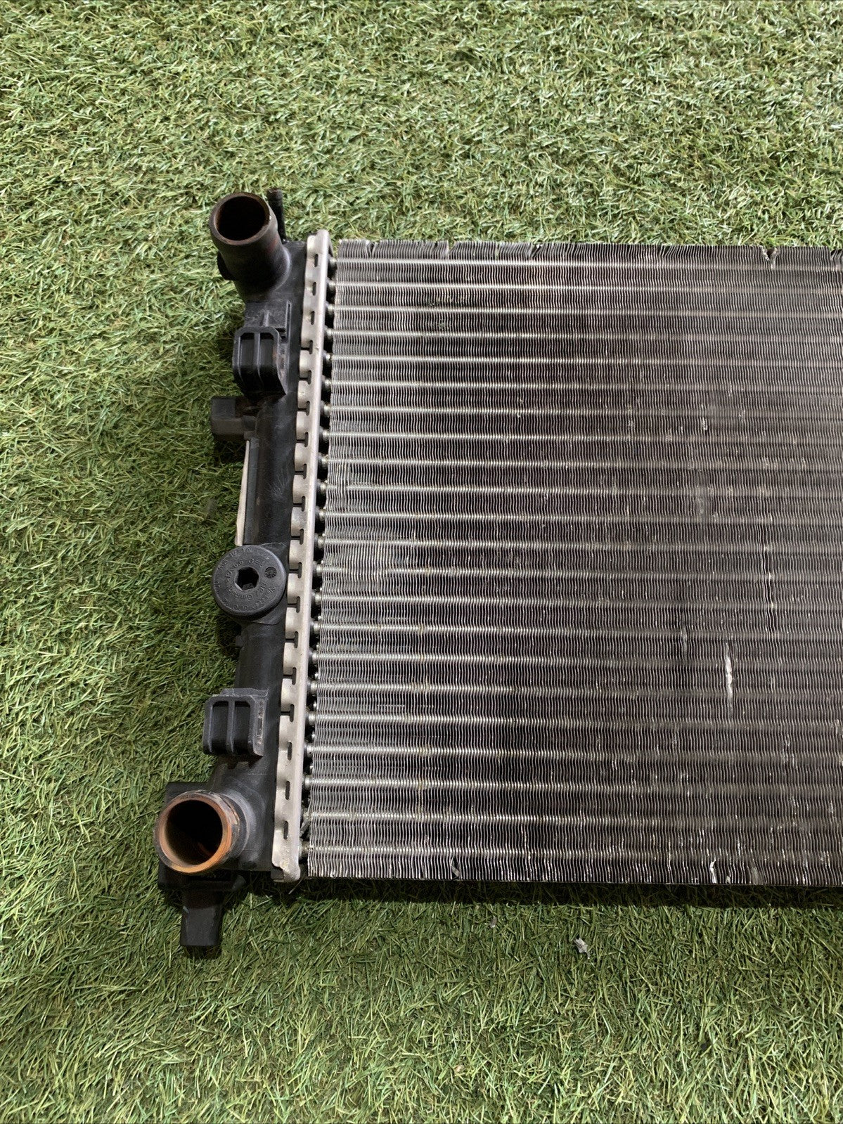 Radiatore Acqua Audi A1 2010 1.6 Diesel 6R0121253