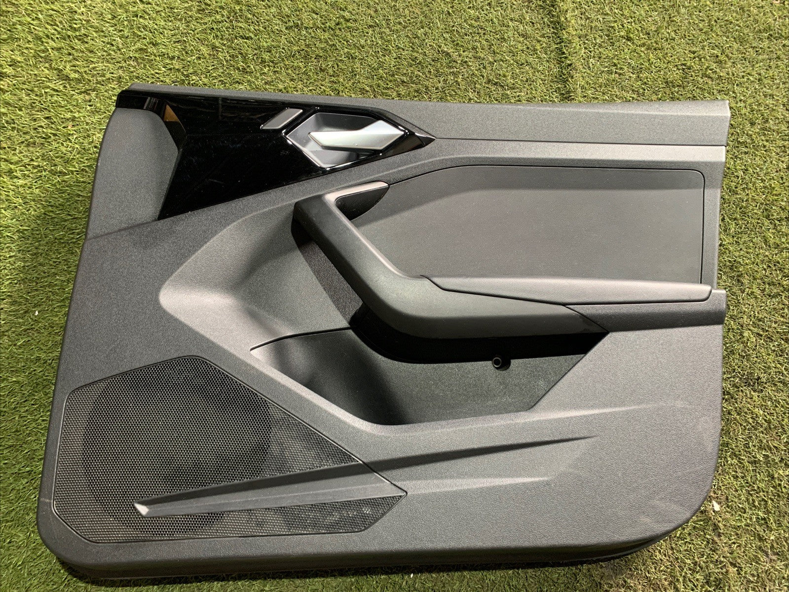 Pannello Interno Porta Anteriore Destra Audi A1 2019 82G867134