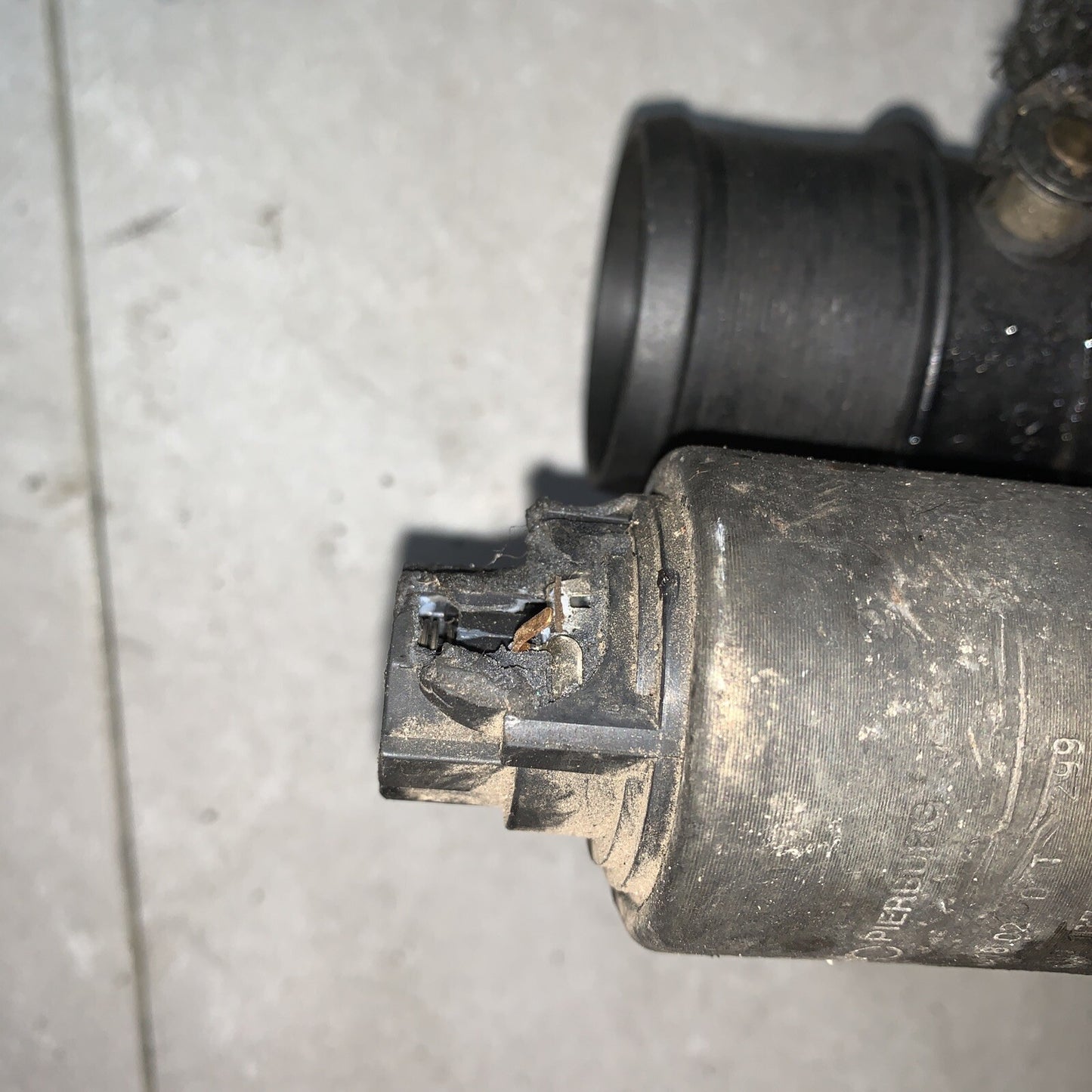 8200145096 collettore aspirazione per RENAULT MEGANE II 1.9 DCI 2003