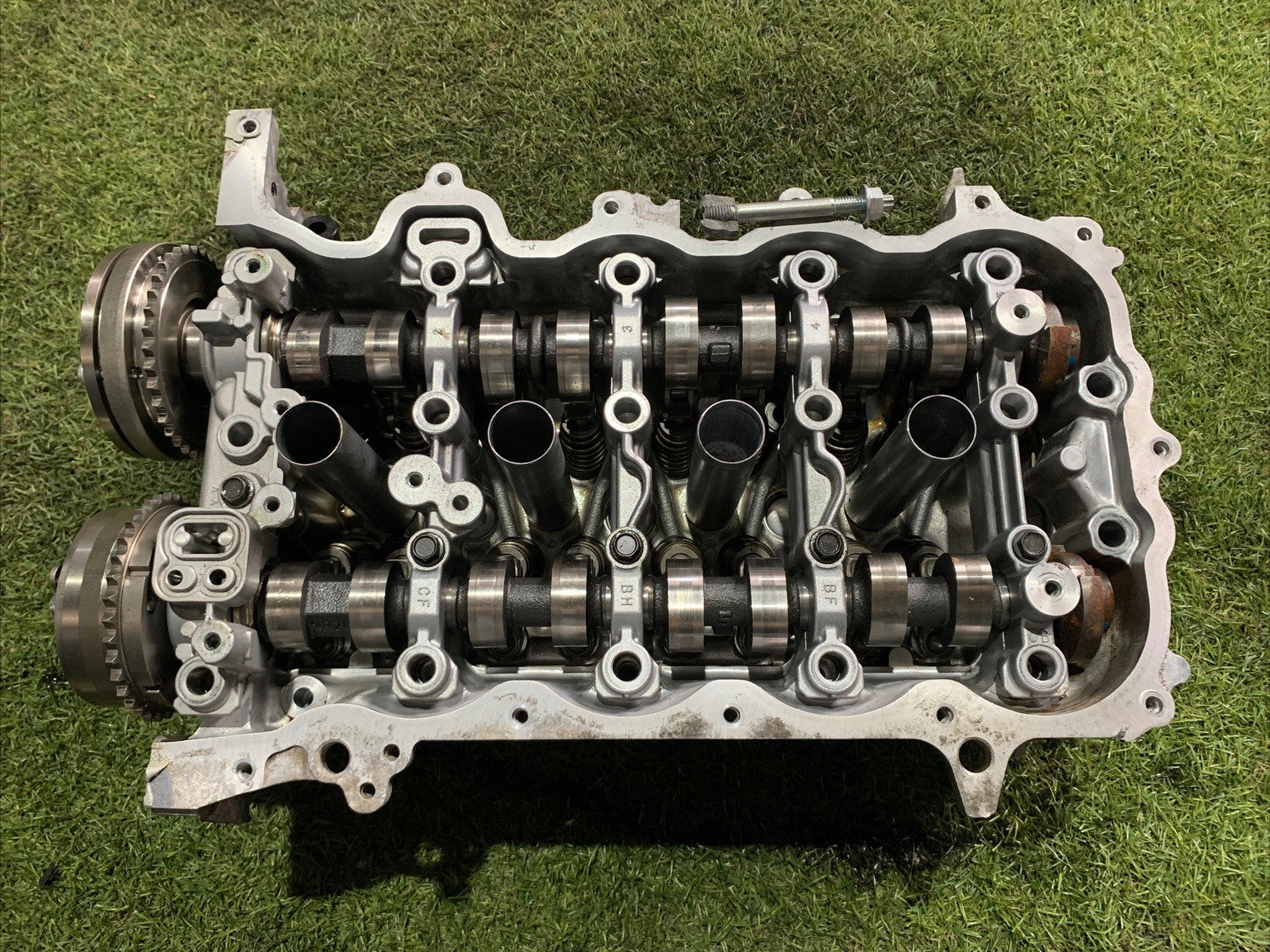 Testata Motore Toyota Yaris 2017-2018 1.5 Benzina 2NR FE 1110149526