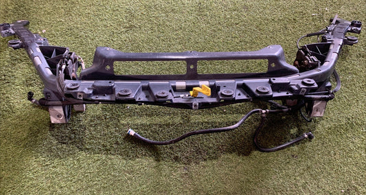 Traversa Batticofano Anteriore Maserati Levante 6700034073