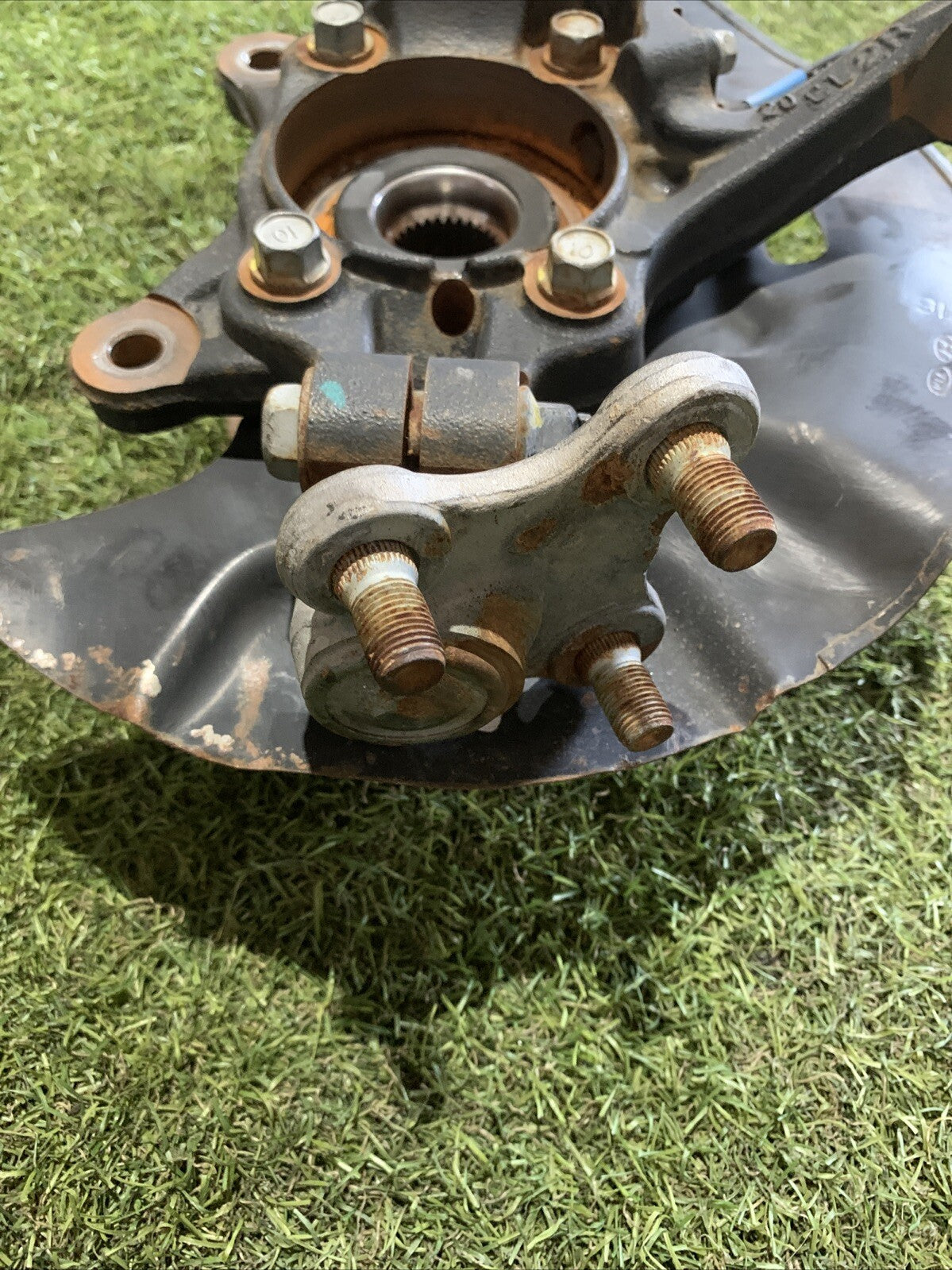 MOZZO MONTANTE FUSELLO ANTERIORE DESTRA HYUNDAI TUCSON (TL TLE) 1.6 CRDI