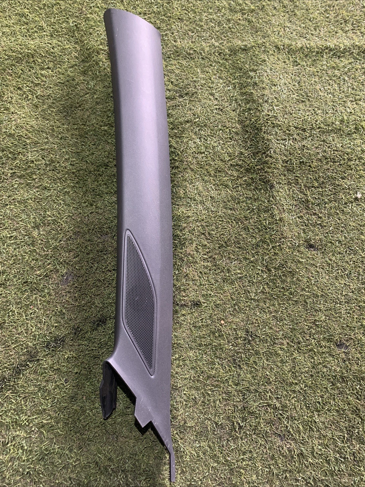 5H0867233K RIVESTIMENTO MONTANTE ANTERIORE LATO SINISTRO VOLKSWAGEN GOLF 8R