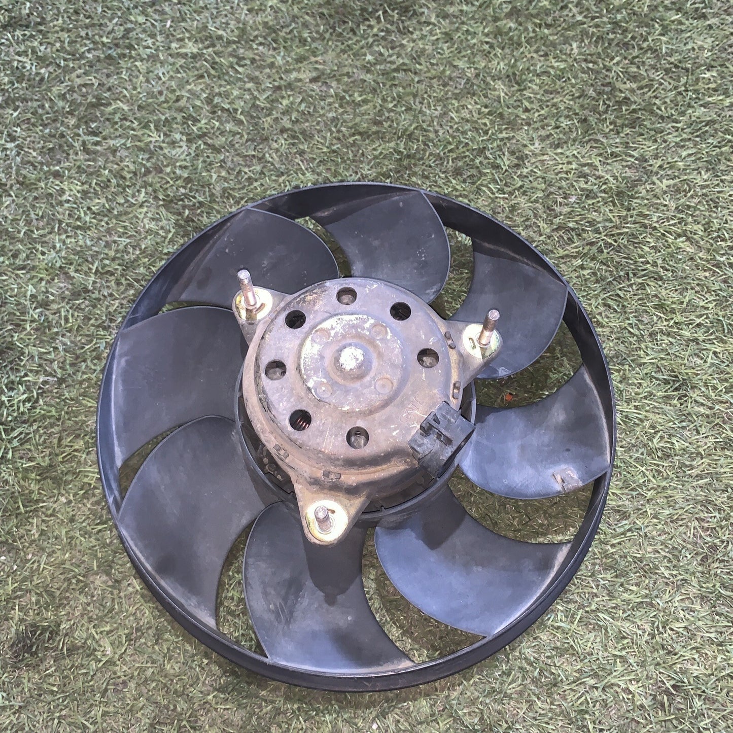 Elettro ventola Alfa romeo 156 1.9 60656835 